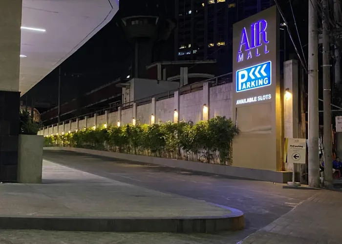 Apartment Frost At Air Residences Makati Manila