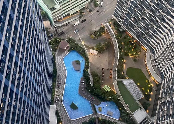 Frost At Air Residences Makati Apartment
